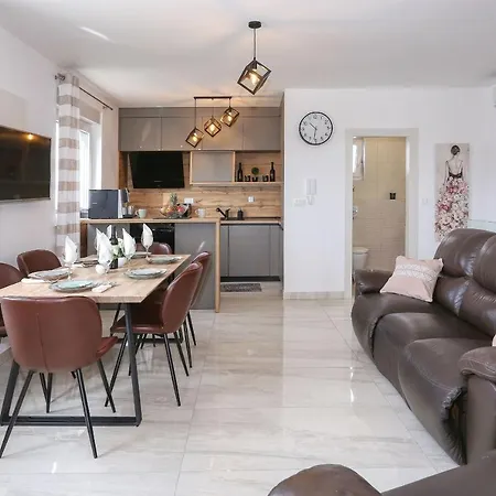 Apartman Luxury Isabell *