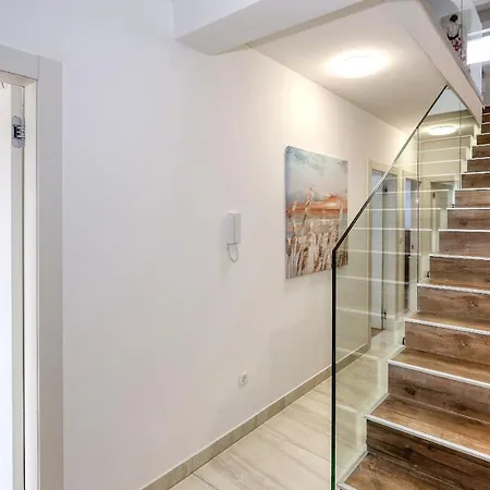 Apartment Luxury Isabell *