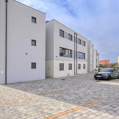 Luxury Isabell Apartment