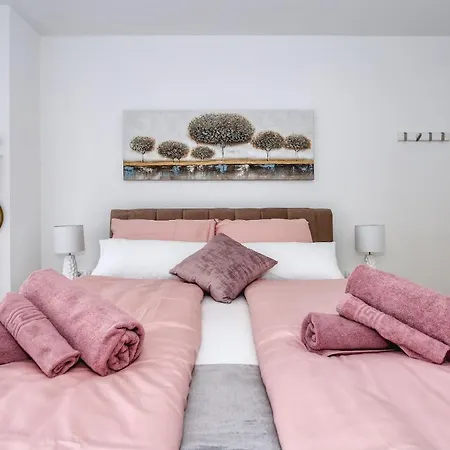 Luxury Isabell Apartment