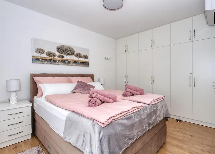 Luxury Isabell דירה זאטון